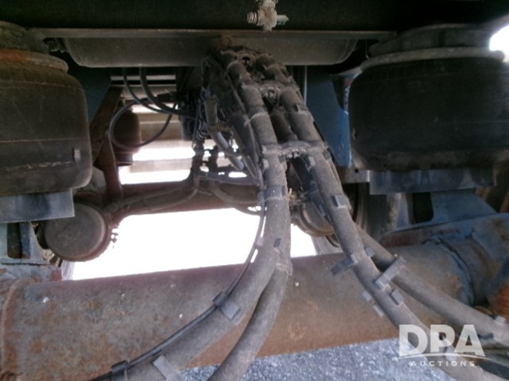 2015-sts-tanker-trailer-(dr12210)-image-16
