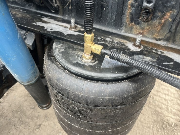 2020-kenworth-t680-image-44