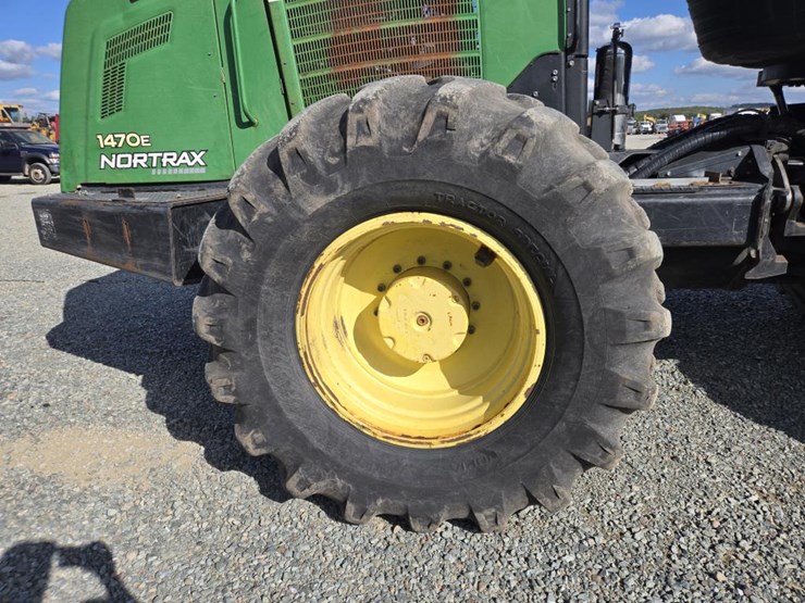 2010-john-deere-2010-image-97