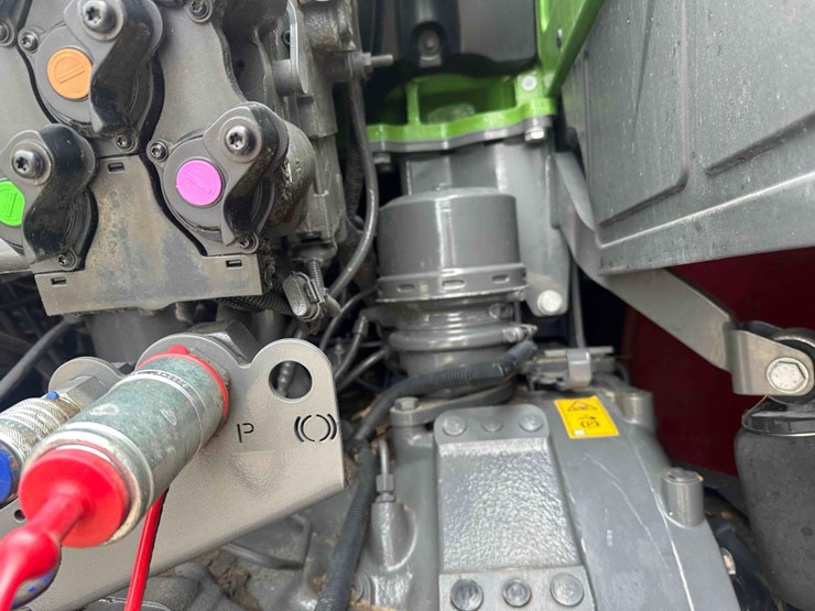 2022-fendt-1050-vario-image-11