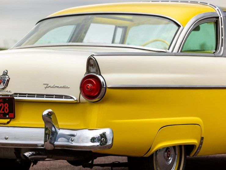 #2278-•-1955-ford-fairlane-crown-victoria-transparent-top-image-24