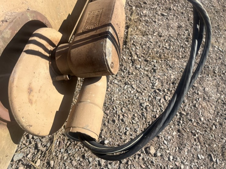 #2698-•-80’-light-pole-image-5