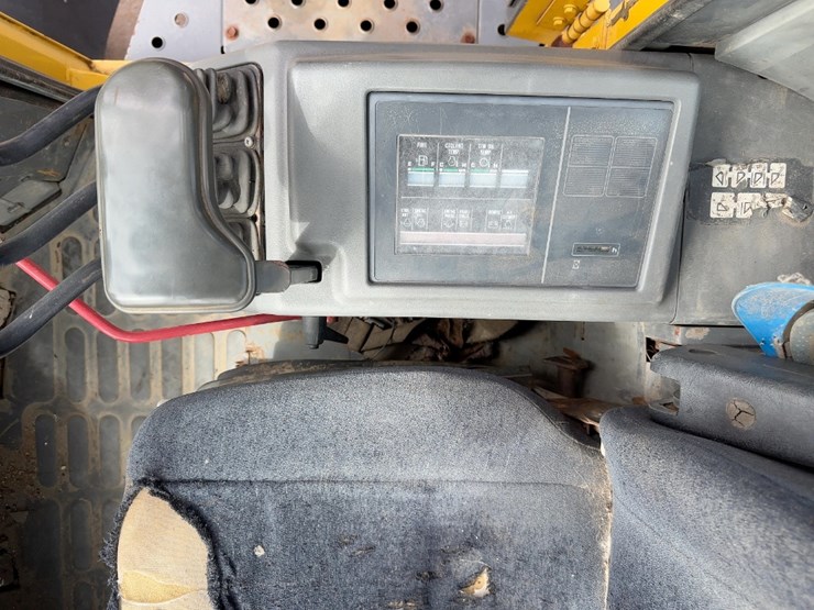 1999-komatsu-wa380-3mc-image-22