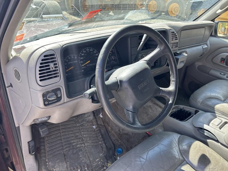 1999-gmc-yukon-image-57
