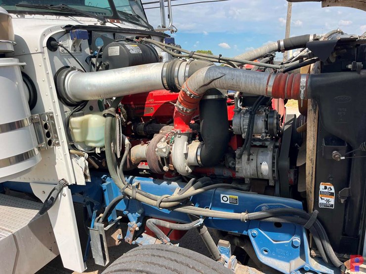 2006-peterbilt-378-image-9