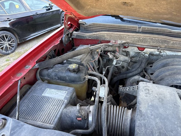 2014-chevrolet-silverado-1500-image-14