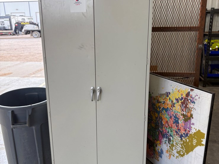 3’-x-2’-x-6.5’-storage-cabinet-w/-contents-image-1