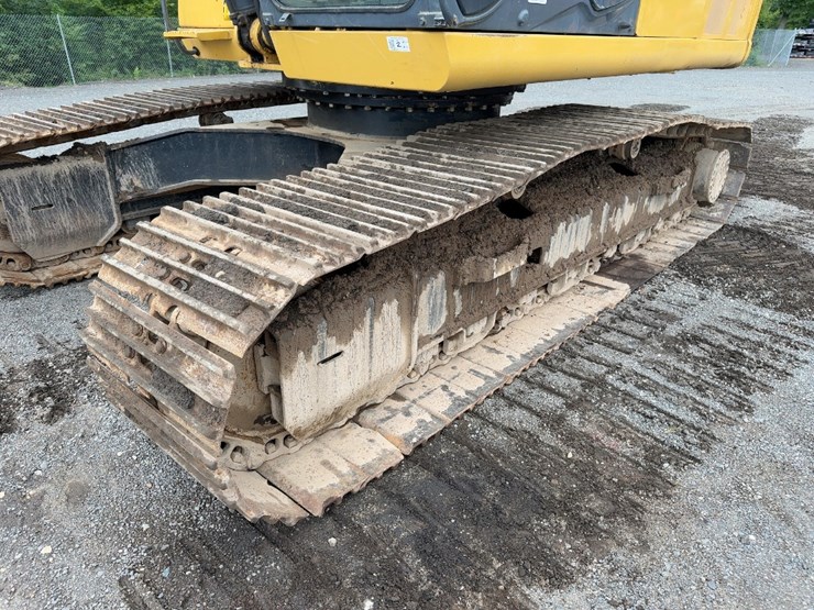 2006-deere-350d-lc-image-30