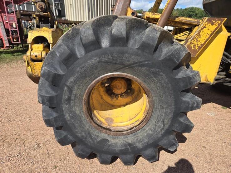 deere-648d-image-63