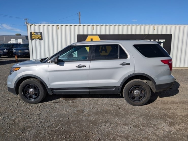 2014-ford-explorer-image-7