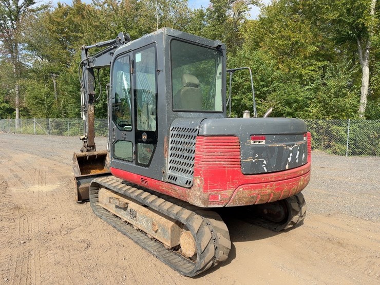 2005-takeuchi-tb175-image-3