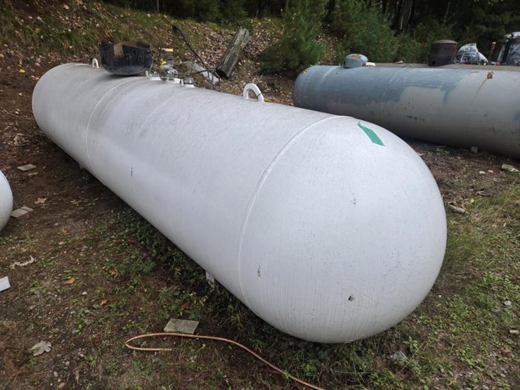 #2829-•-1000-gallon-lp-tank-image-2