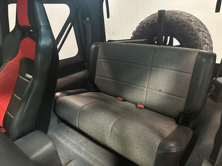 1999-jeep-wrangler-sport-image-36