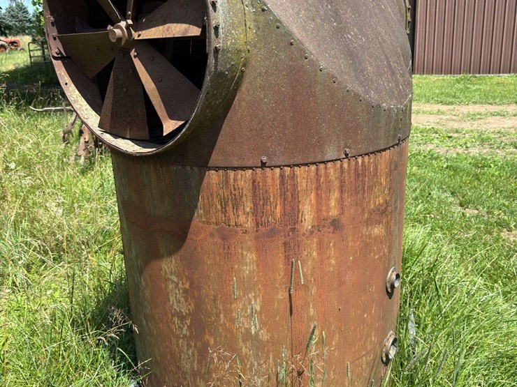 aultman-taylor-30-60-radiator-image-2