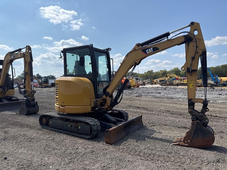 2014-caterpillar-303.5e-cr-image-4