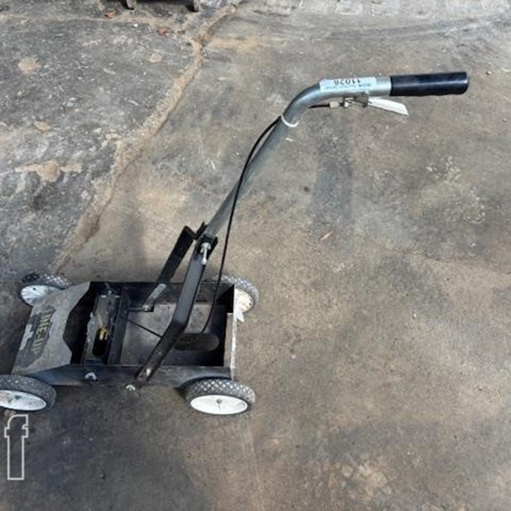 LINE PAINTER CART 11028