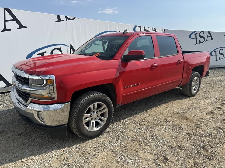 2018-chevrolet-silverado-image-1