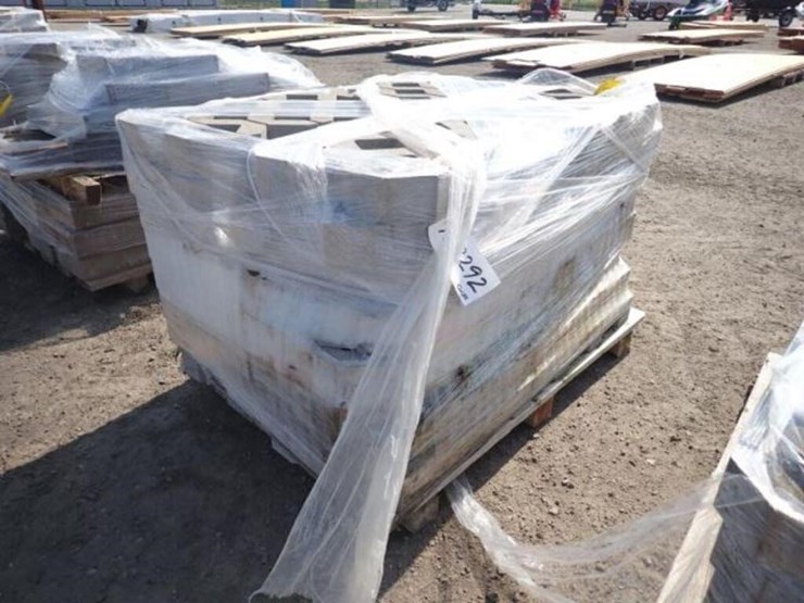 qty-of-(8)-skids-of-turfstone-pavers-&-decor-stone-image-23