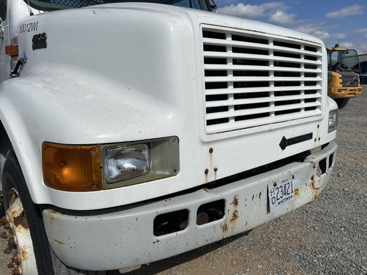 1998-international-4900-image-11