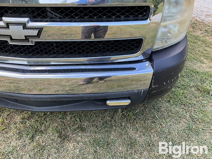 2008-chevrolet-silverado-1500-ls-image-13
