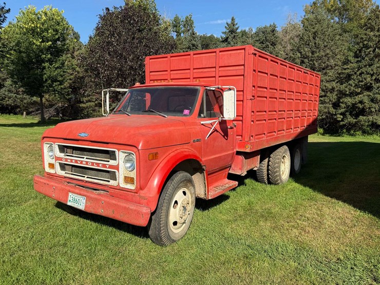 1969-chevrolet-c50-image-1