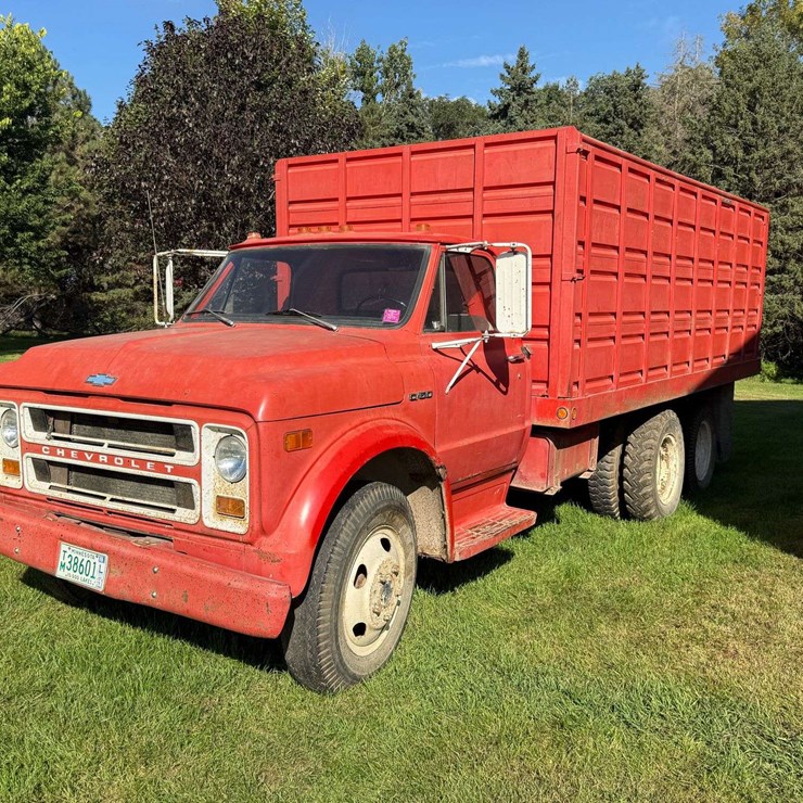 1969 CHEVROLET C50