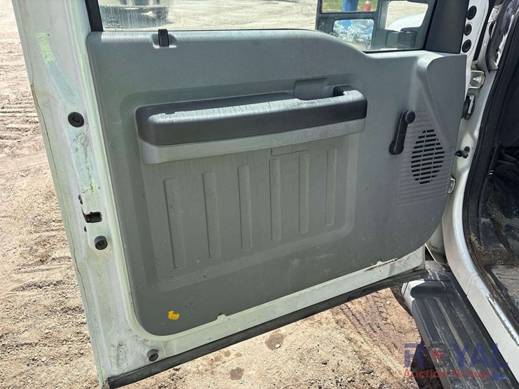 2015-ford-f250-image-5