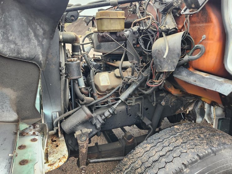 #1647-•-1976-gmc-fuel-truck-image-44