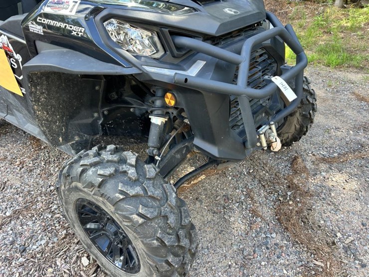 #1401-•-2023-can-am-1000r-commander-xt-image-11