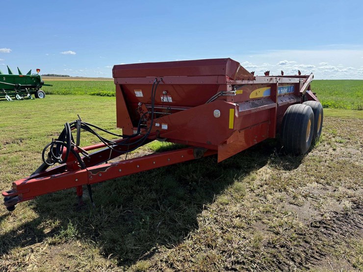 new-holland-195-image-2