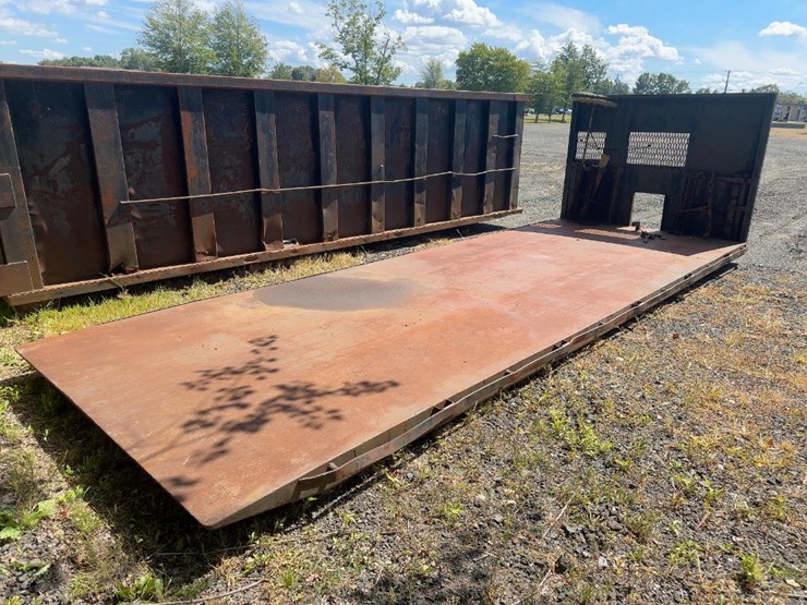 22'-flatbed-rolloff-body-image-3