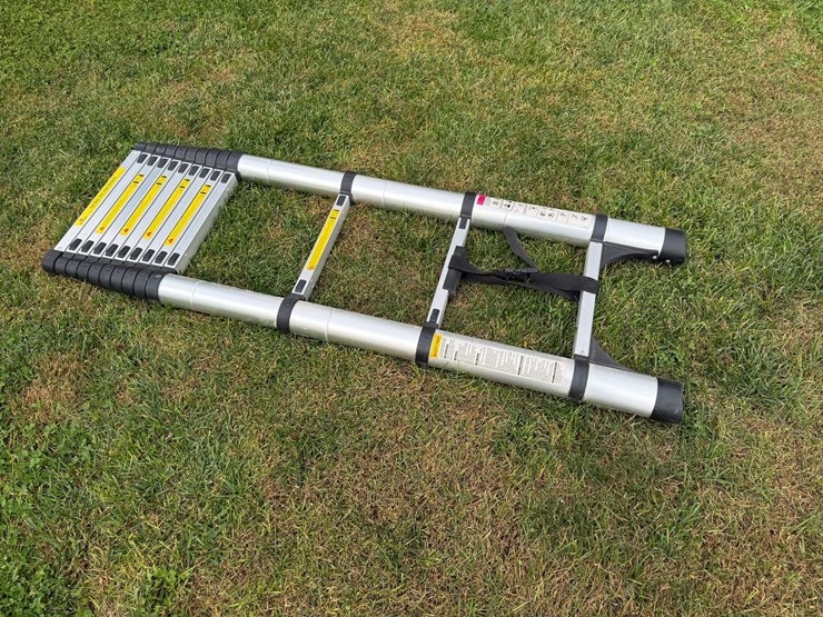 telescoping-extension-ladder-image-3