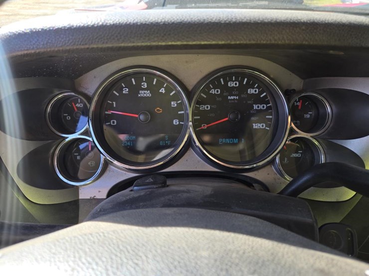 2009-chevrolet-silverado-2500-image-41