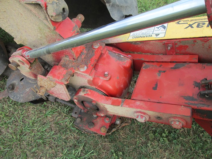 2013-new-holland-h6750-image-11