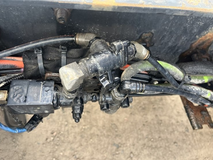 2020-kenworth-t680-image-75