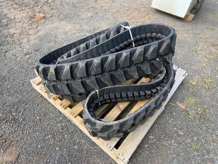 (2)-230x48x86-rubber-tracks-image-3