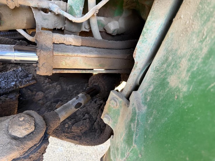 john-deere-8450-image-21