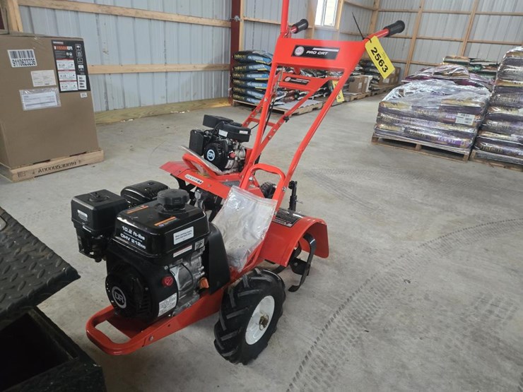 #2563-•-dr-pro-crt-15"-rear-tiller-image-1