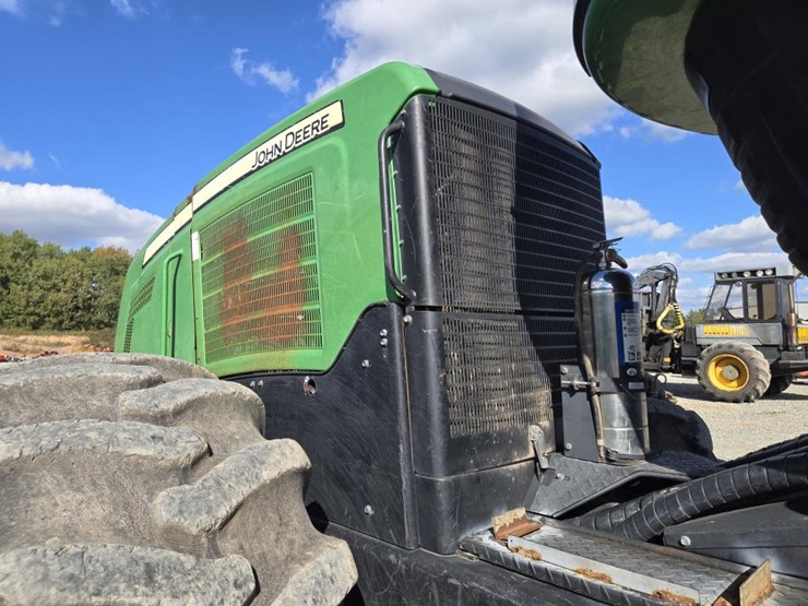 2010-john-deere-2010-image-76