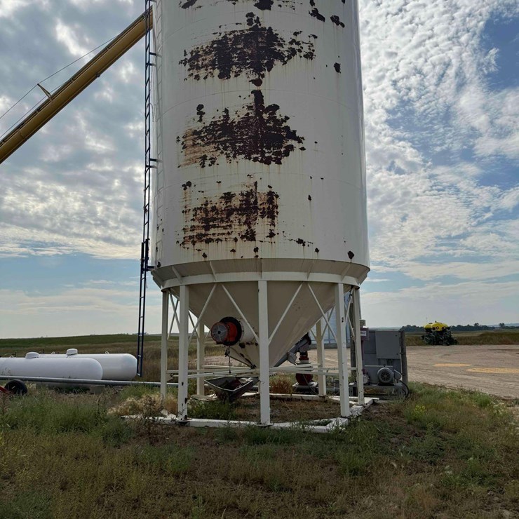 Stor-King Hopper Bin
