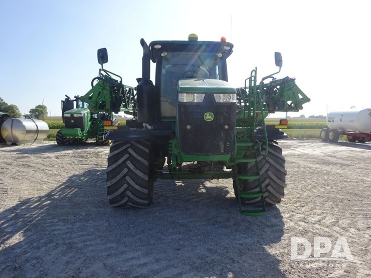 2020-john-deere-f4365-image-8