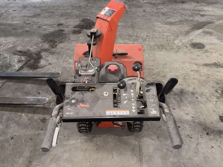 ariens-deluxe-30-walk-behind-snow-blower,-30”,-12.5hp,-6-speed,-light,-electric-start-image-6