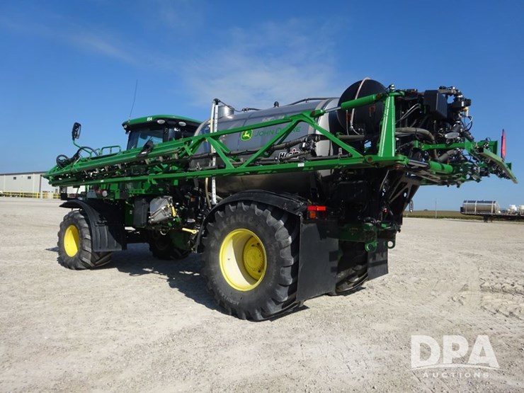2020-john-deere-f4365-image-35