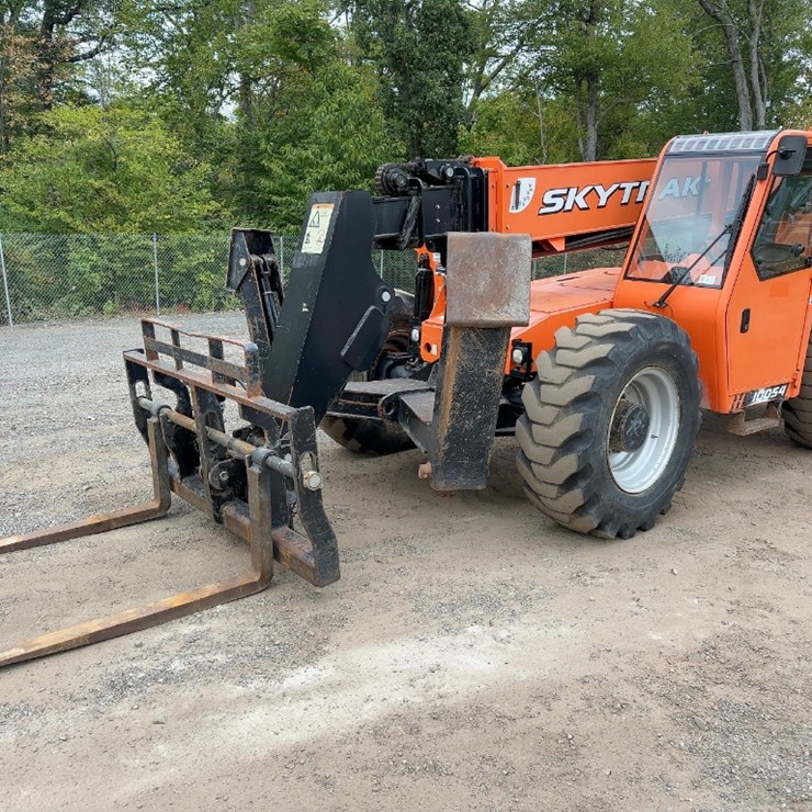 2018 SKY TRAK 10054