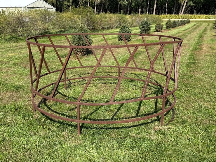 round-bale-feeder,-1”-square-tubing,-47”-tall.-this-item-is-located-in-south-dakota,-therefore-south-image-1