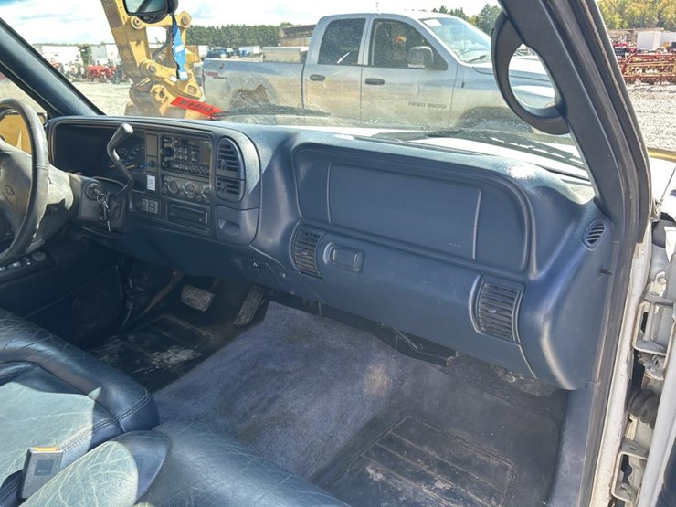 1997-chevrolet-tahoe-image-51