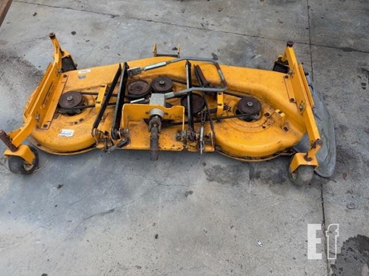 cub-cadet-mower-10932-image-4
