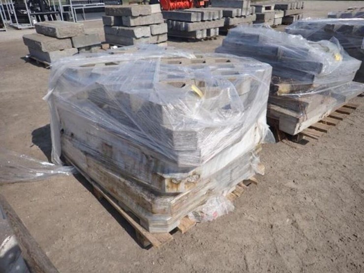 qty-of-(8)-skids-of-turfstone-pavers-&-decor-stone-image-26