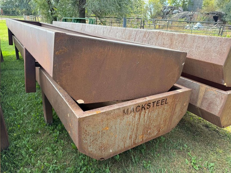 (2)-macksteel-feed-bunks,-22’-long,-43”-wide,-29”-tall,-15”-deep-image-7