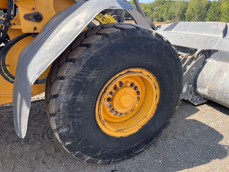 2019-volvo-l70h-image-12